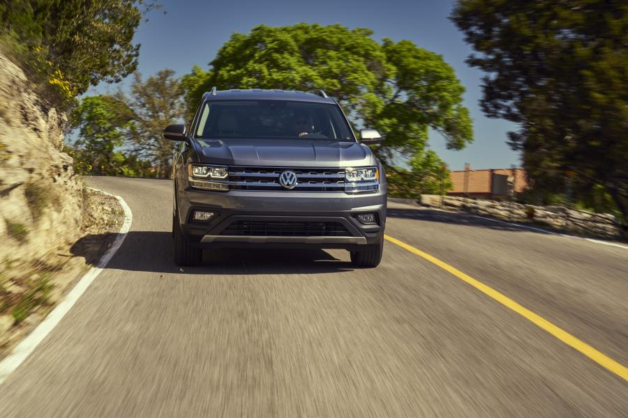  Volkswagen Atlas V6 4Motion 2017 года  (фото 17 из 52)